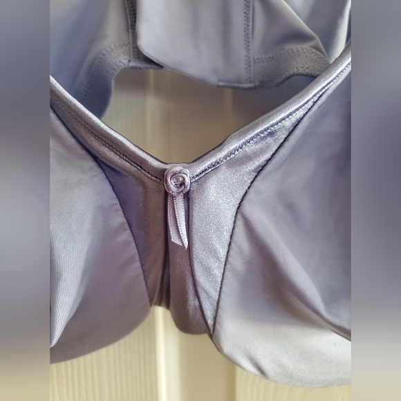 Warner's Women's Signature Support Cushioned Underwire Bra WR35002A 40C - Picture 2 of 7